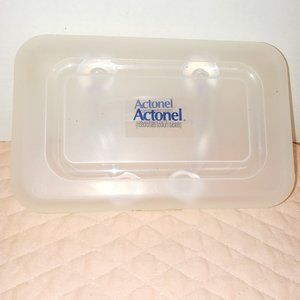 ACTONEL Hand held massager with case 5" X 8" Please see photos